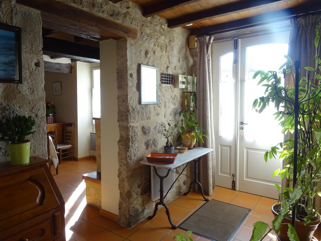 La Maison Des Cornieres Holiday home Fources